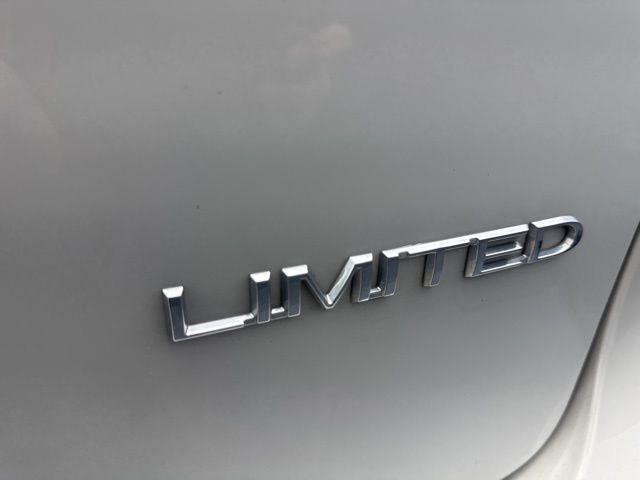 Used 2020 Chrysler Pacifica Limited w/ Advanced Safetytec Group image 49