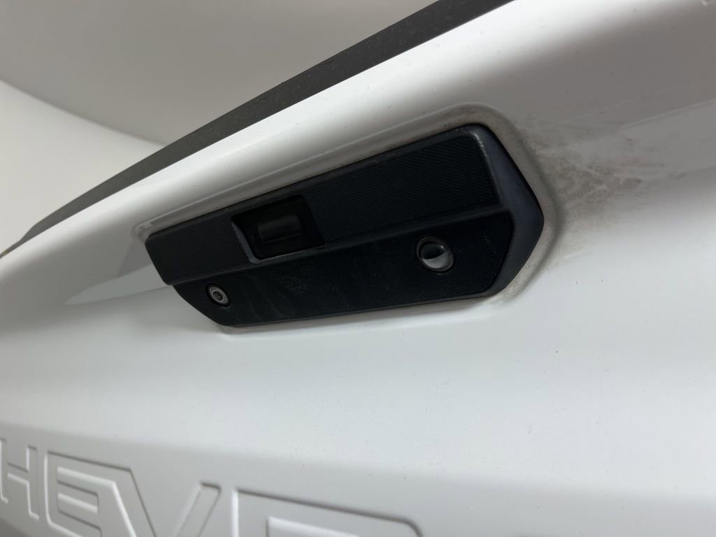 Used 2022 Chevrolet Silverado 1500 LTZ w/ Safety Package II image 10