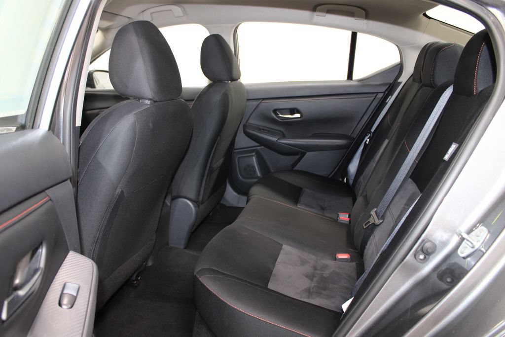 Used 2025 Nissan Sentra SR FWD image 21