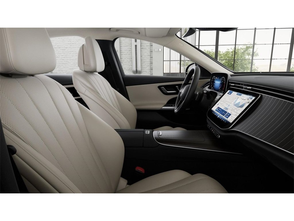 New 2026 Mercedes-Benz E 450 4MATIC Sedan image 4