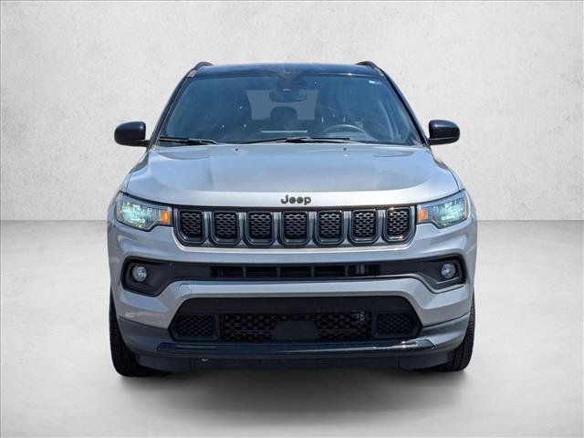 Used 2023 Jeep Compass Latitude AWD/4WD image 2