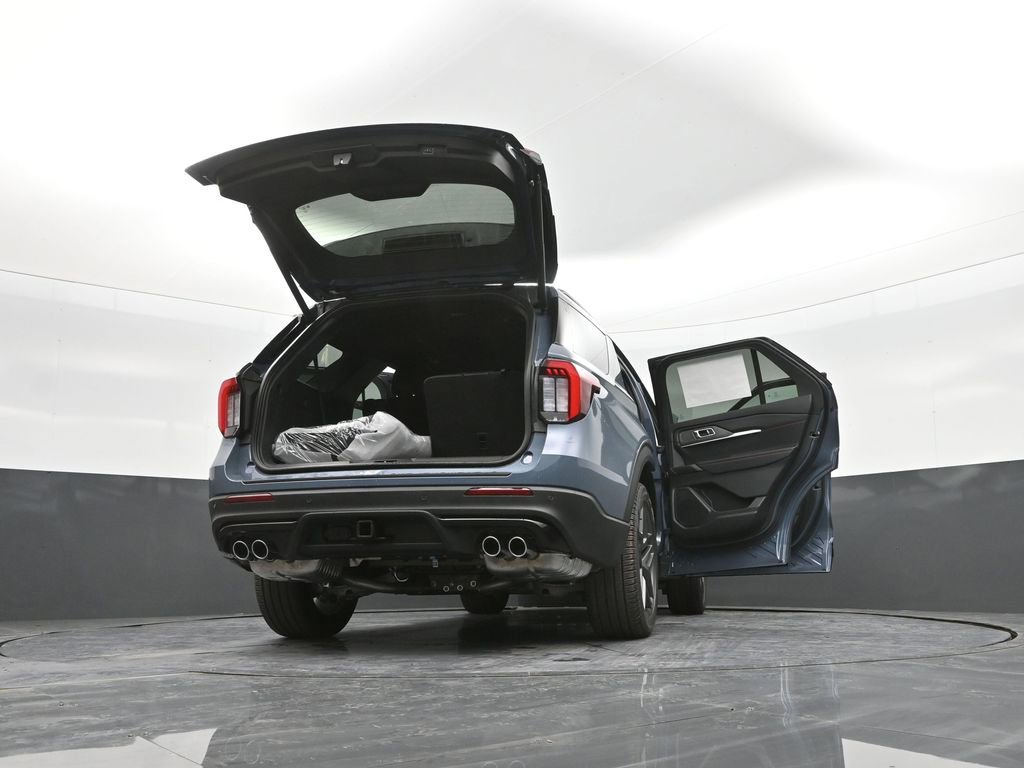 New 2026 Ford Explorer ST image 63