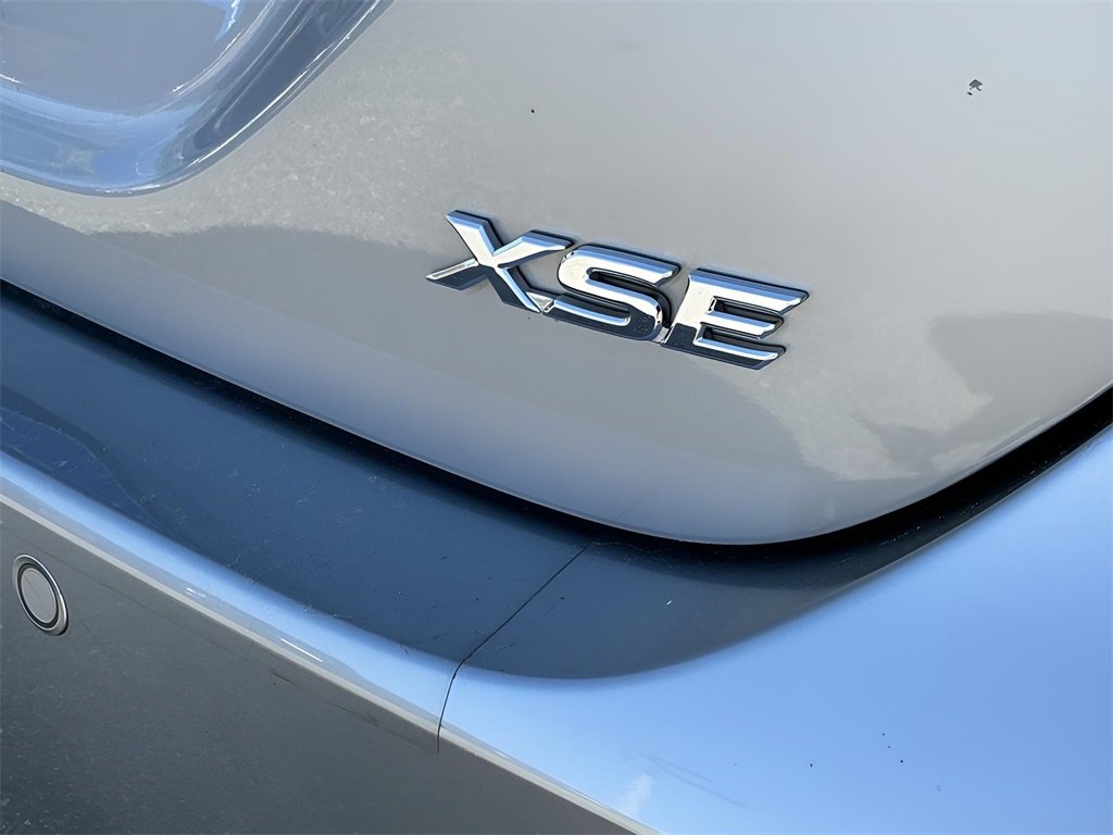 Used 2023 Toyota Camry XSE image 42