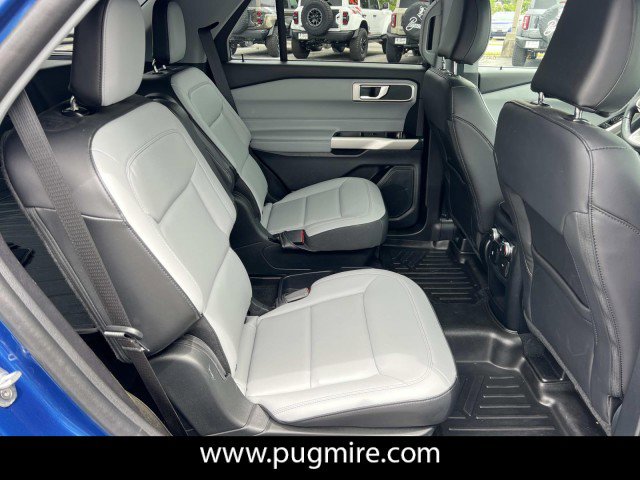 Used 2021 Ford Explorer XLT w/ Equipment Group 202A RWD image 15