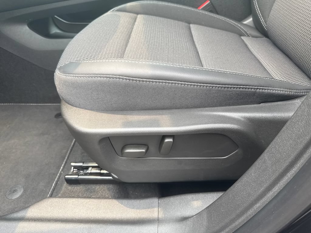 Certified 2023 Buick Envision Preferred AWD/4WD image 15
