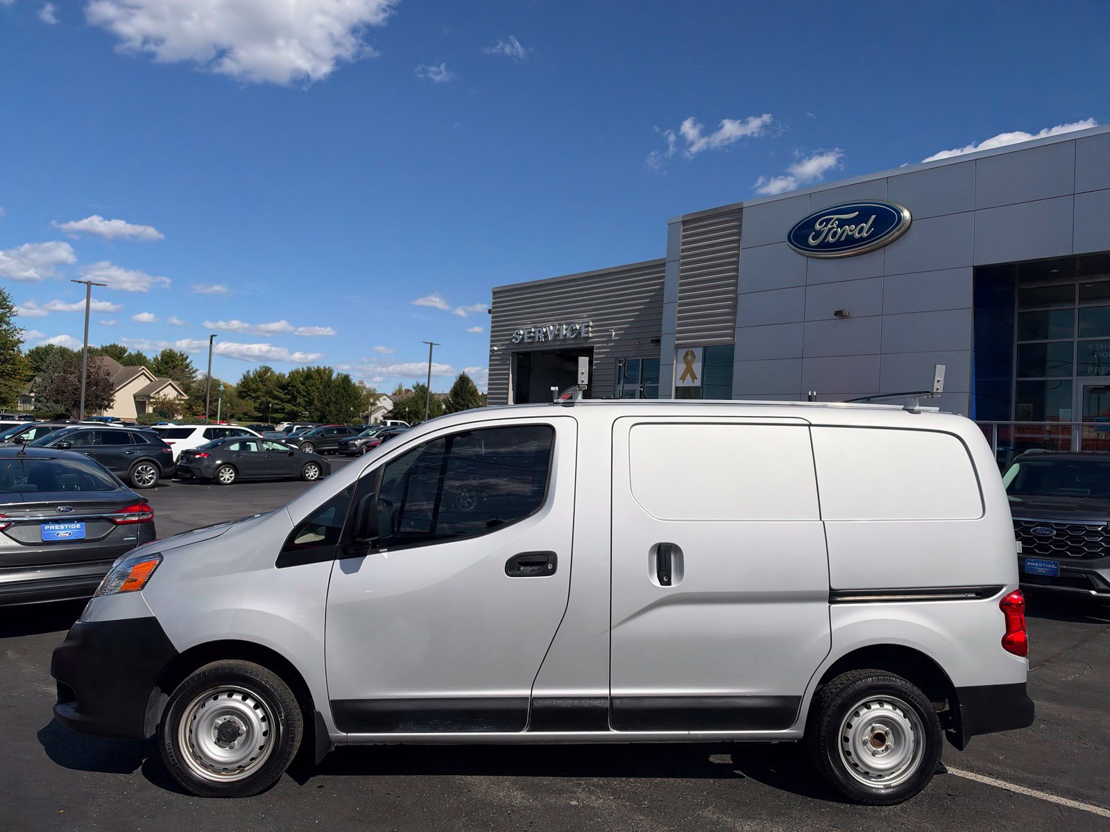 Used 2019 Nissan NV200 S FWD image 3