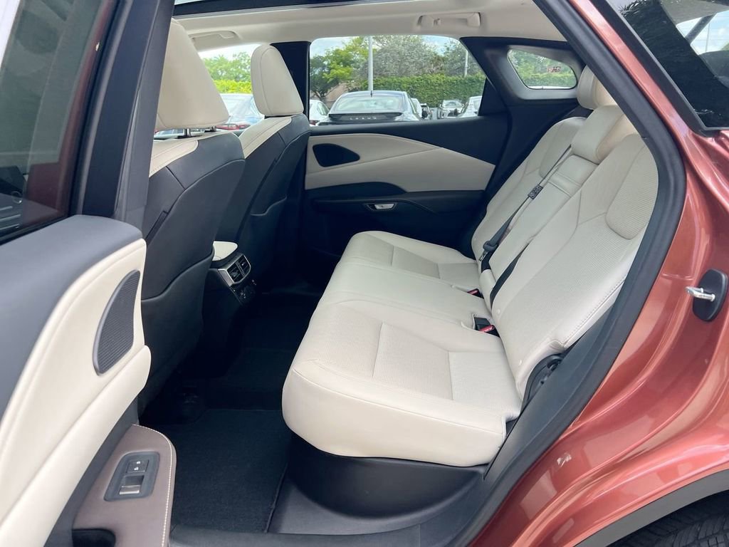 Certified 2023 Lexus RX 350 Premium Plus w/ Cold Area Package FWD image 19