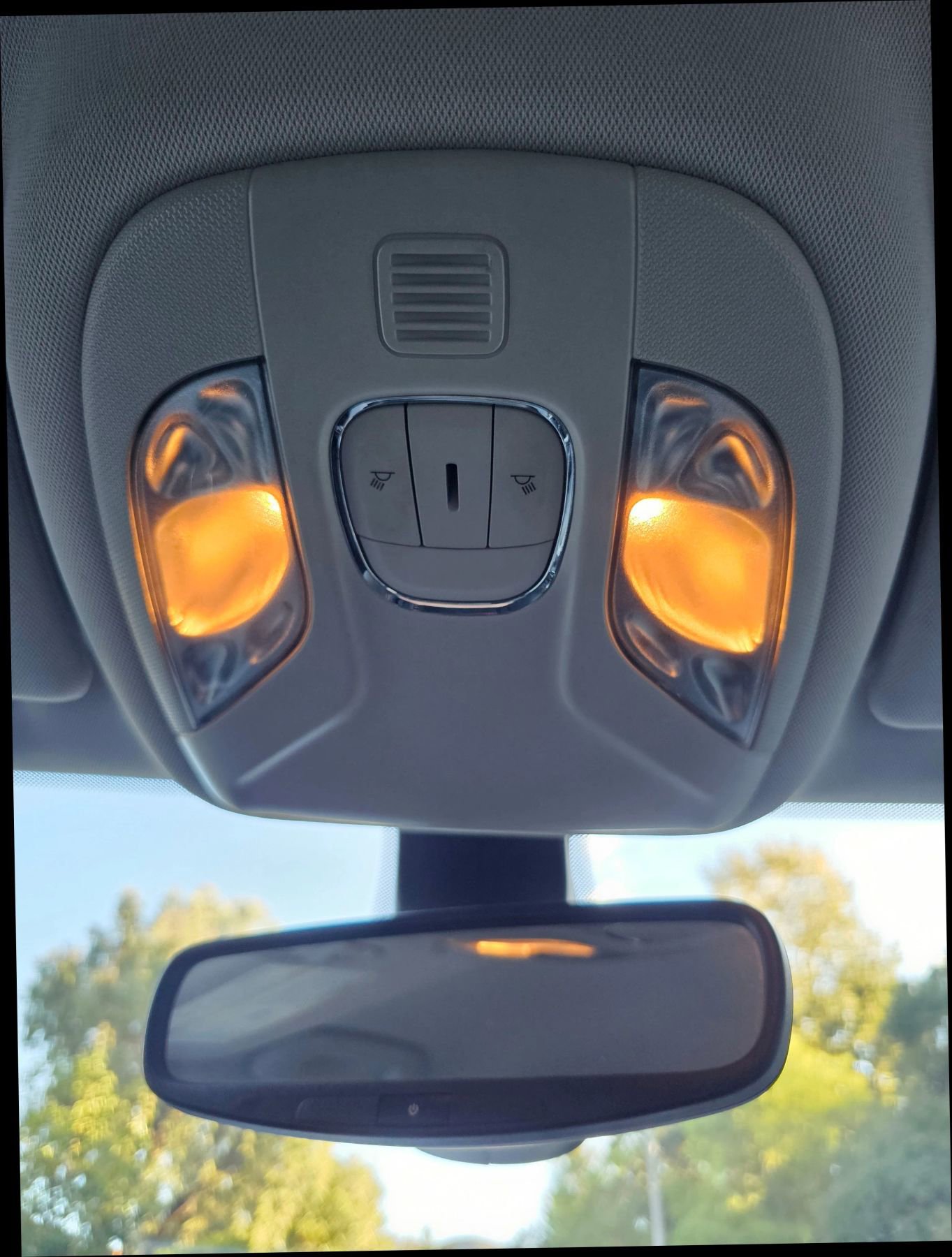 Used 2019 Jeep Compass Limited image 40