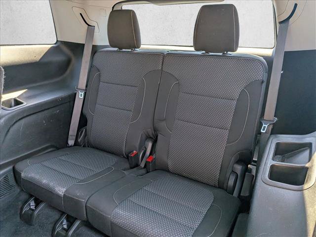 Used 2021 GMC Acadia SLE FWD image 18