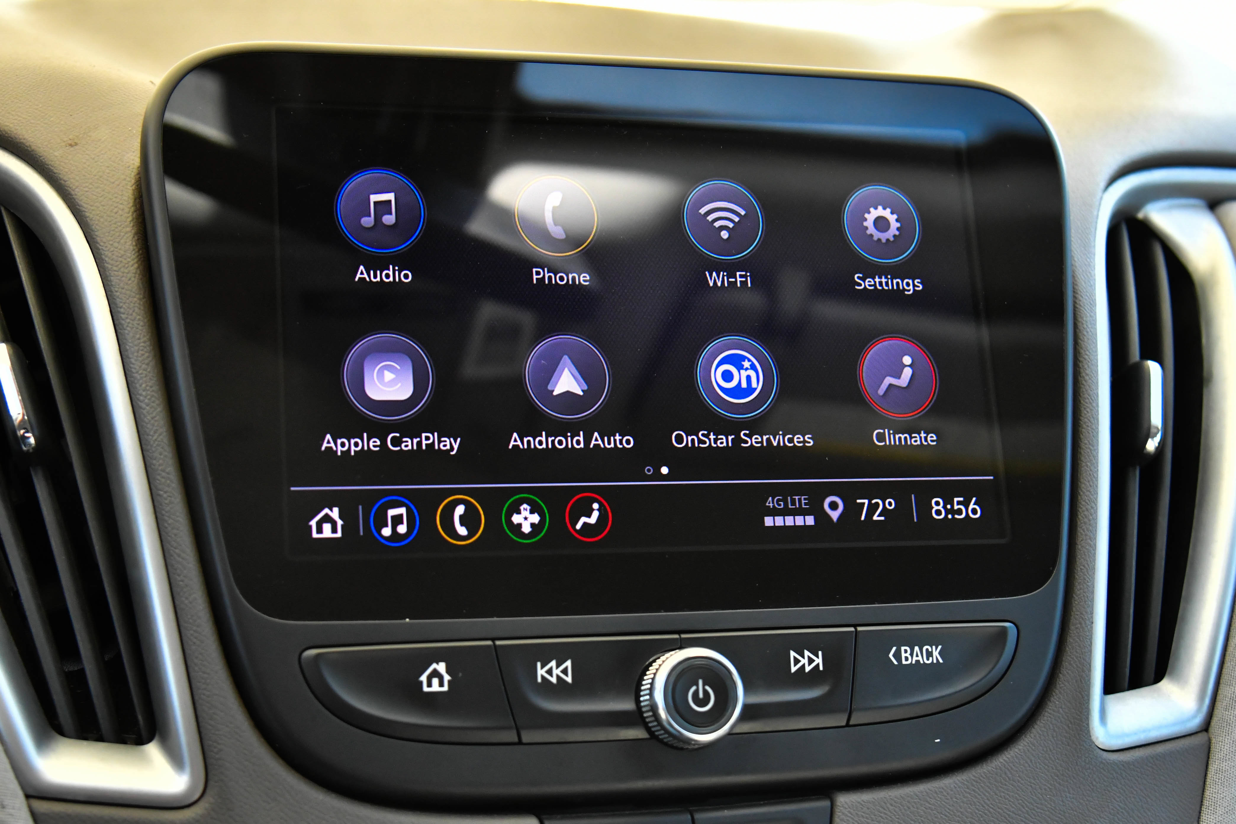 Used 2022 Chevrolet Malibu LT FWD image 19
