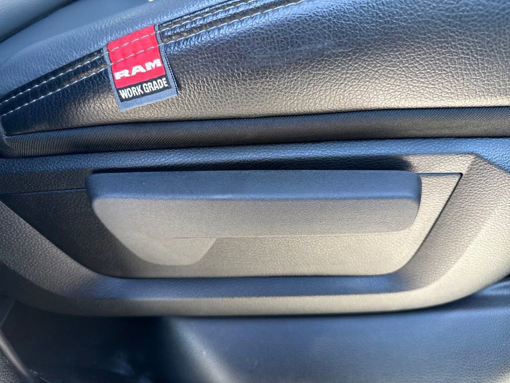 Used 2023 RAM 2500 Tradesman w/ Chrome Appearance Group image 35