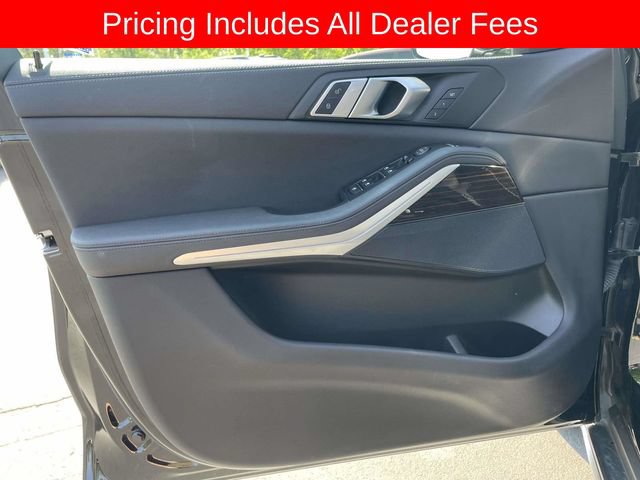 Used 2021 BMW X5 xDrive40i w/ Parking Assistance Package AWD/4WD image 18