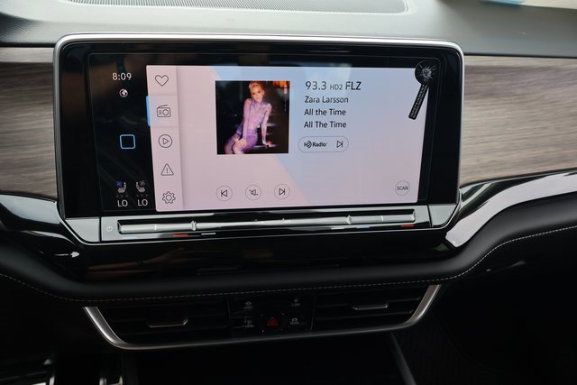 New 2026 Volkswagen Atlas SEL Premium R-Line image 23