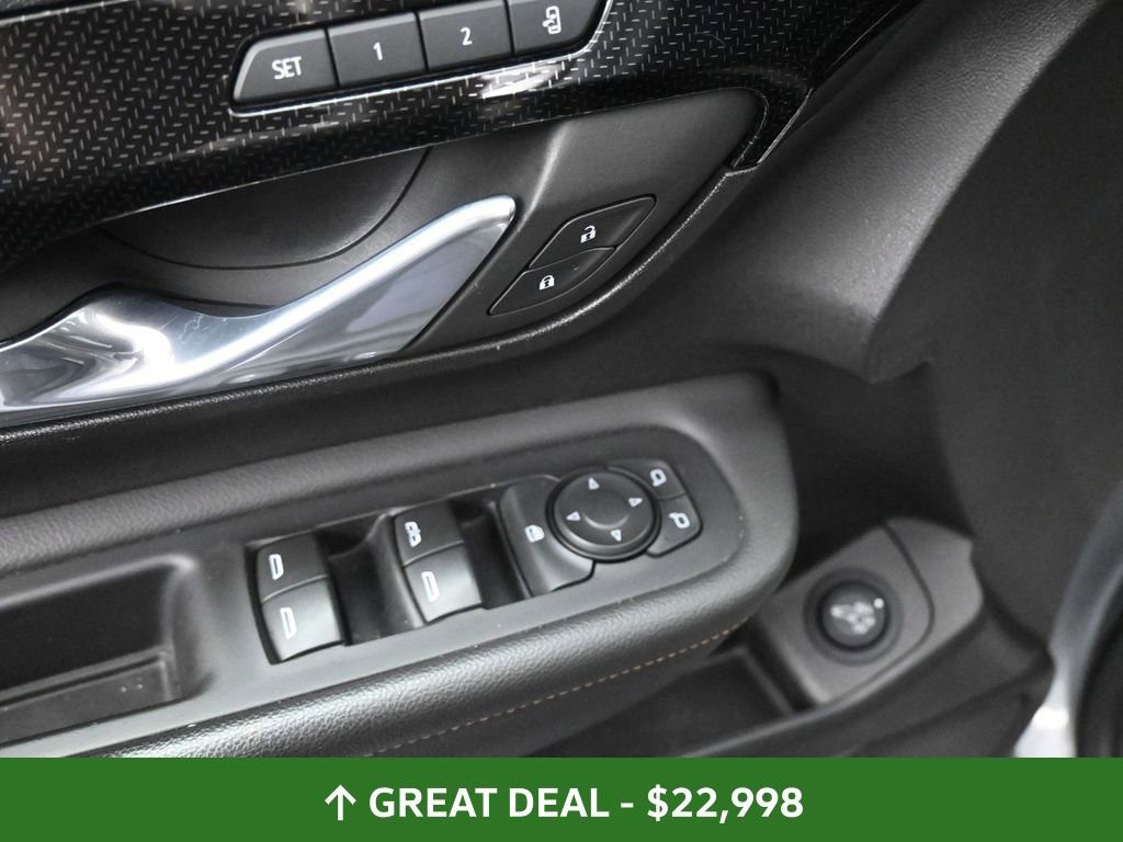 Used 2023 GMC Terrain AT4 image 27