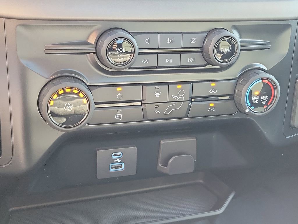 Used 2024 Ford F150 XL image 11