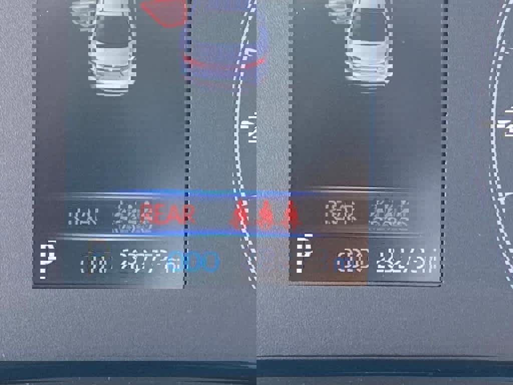 Used 2024 Toyota Corolla LE image 11