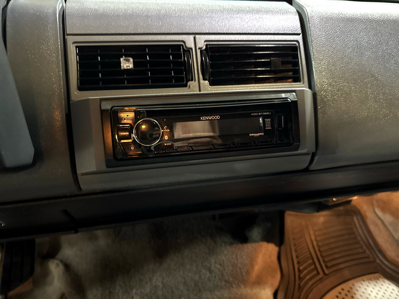 Used 1989 Chevrolet Silverado 1500 2WD Regular Cab image 50