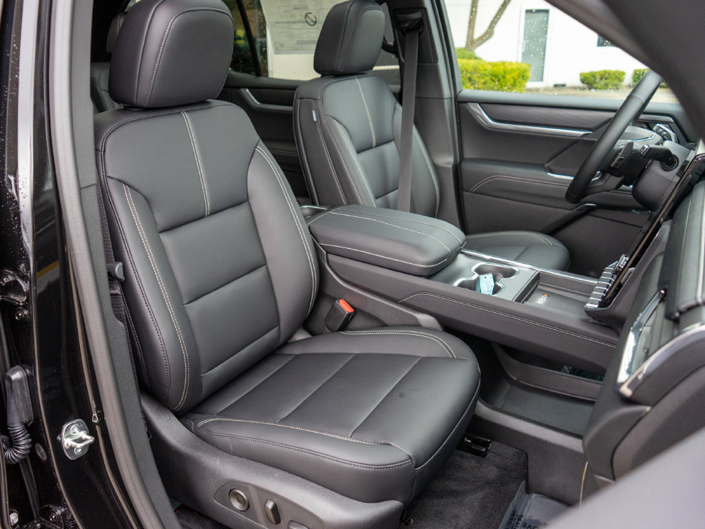 New 2026 GMC Acadia Elevation w/ Black Edition AWD/4WD image 9