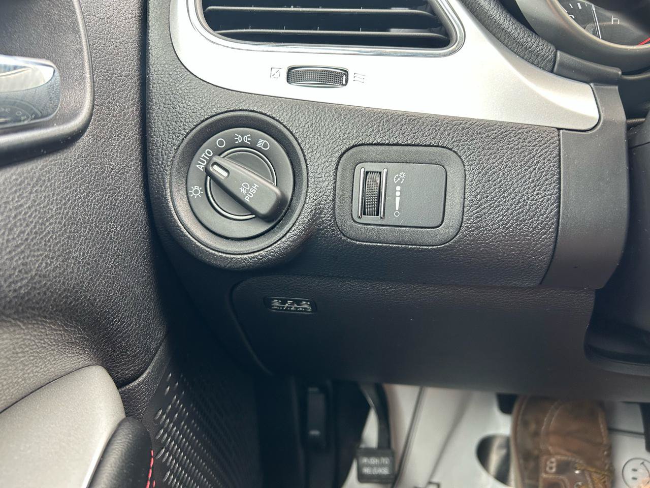 Used 2014 Dodge Journey R/T AWD/4WD image 26