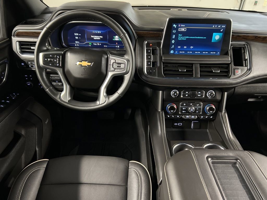 Used 2024 Chevrolet Suburban Premier w/ Premium Package AWD/4WD image 8