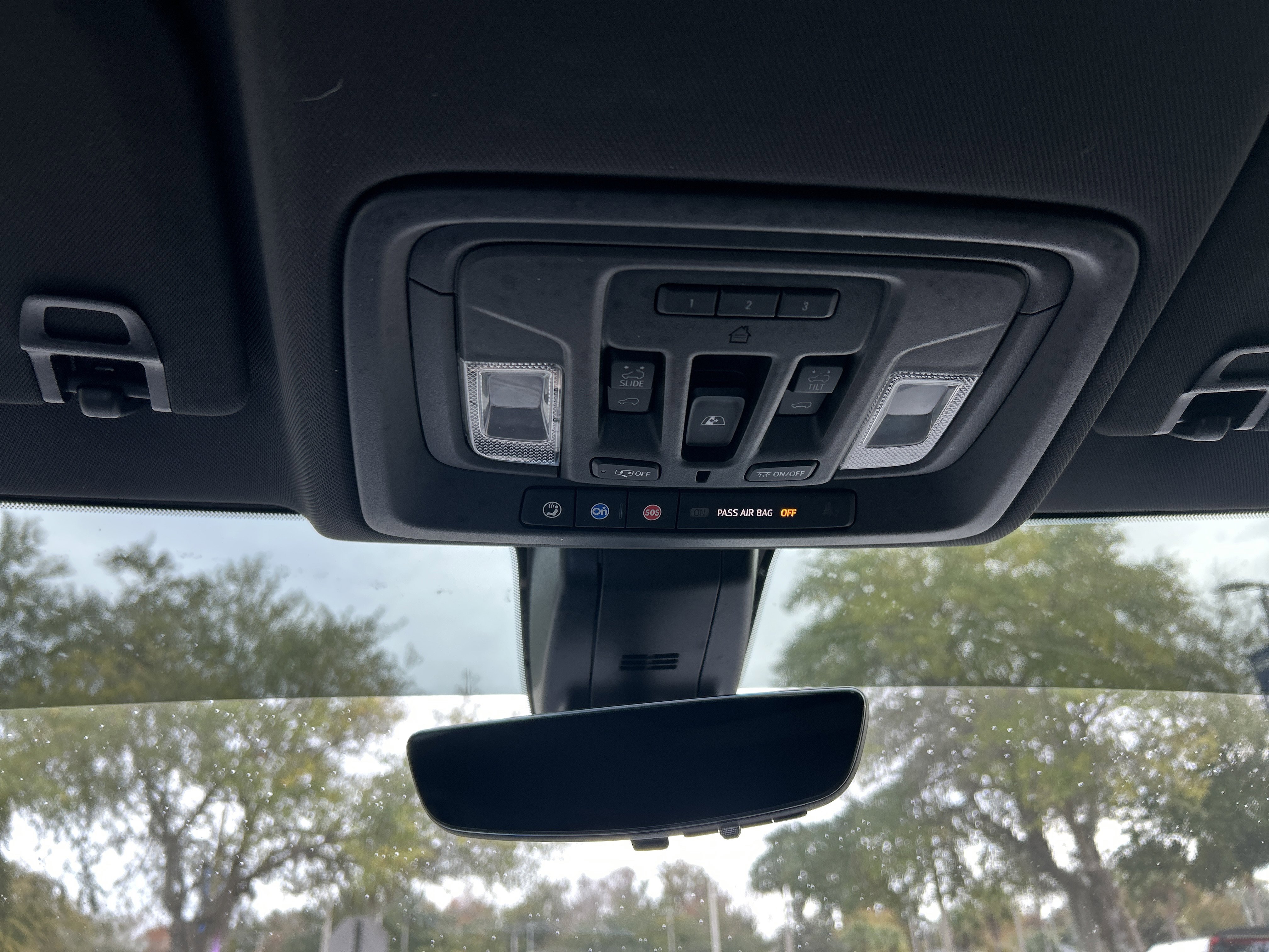 Used 2019 Chevrolet Silverado 1500 High Country w/ Technology Package image 28