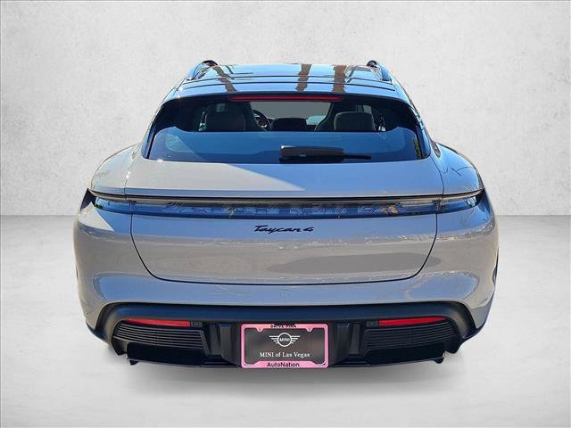 Used 2022 Porsche Taycan 4 Cross Turismo AWD/4WD image 7