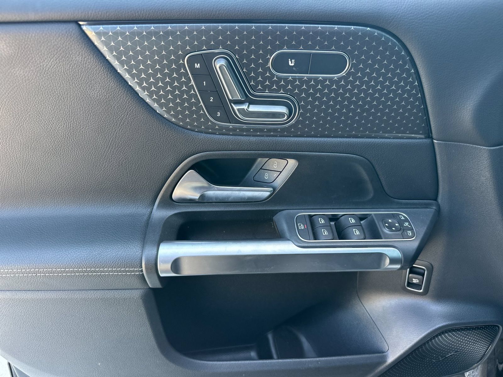 Certified 2026 Mercedes-Benz GLB 250 image 11
