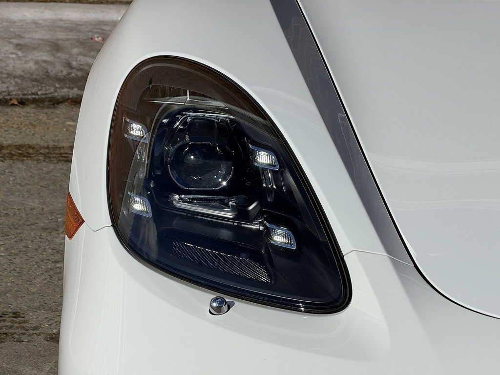 Used 2024 Porsche 718 Boxster image 12