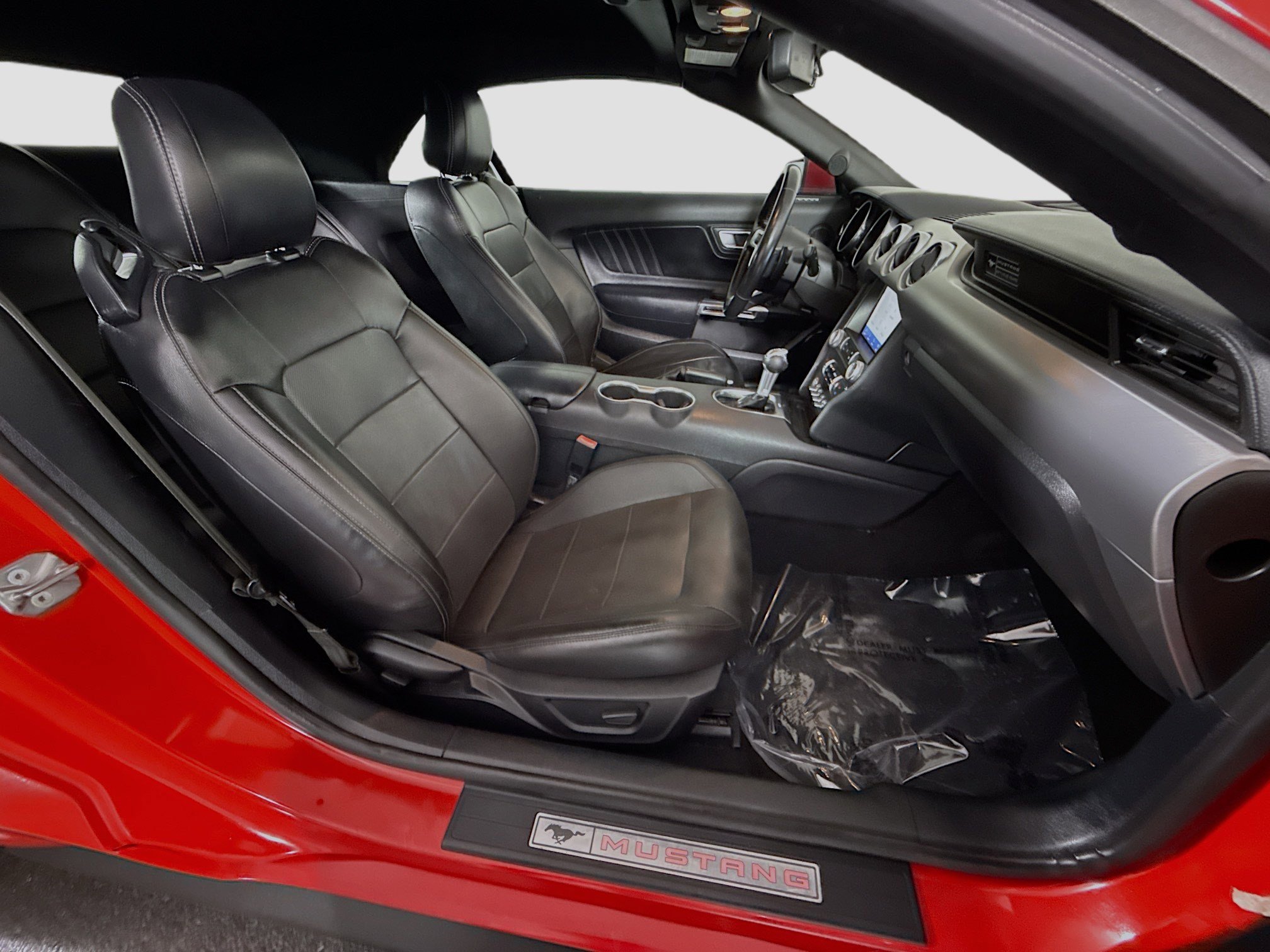 Used 2020 Ford Mustang Premium RWD image 27