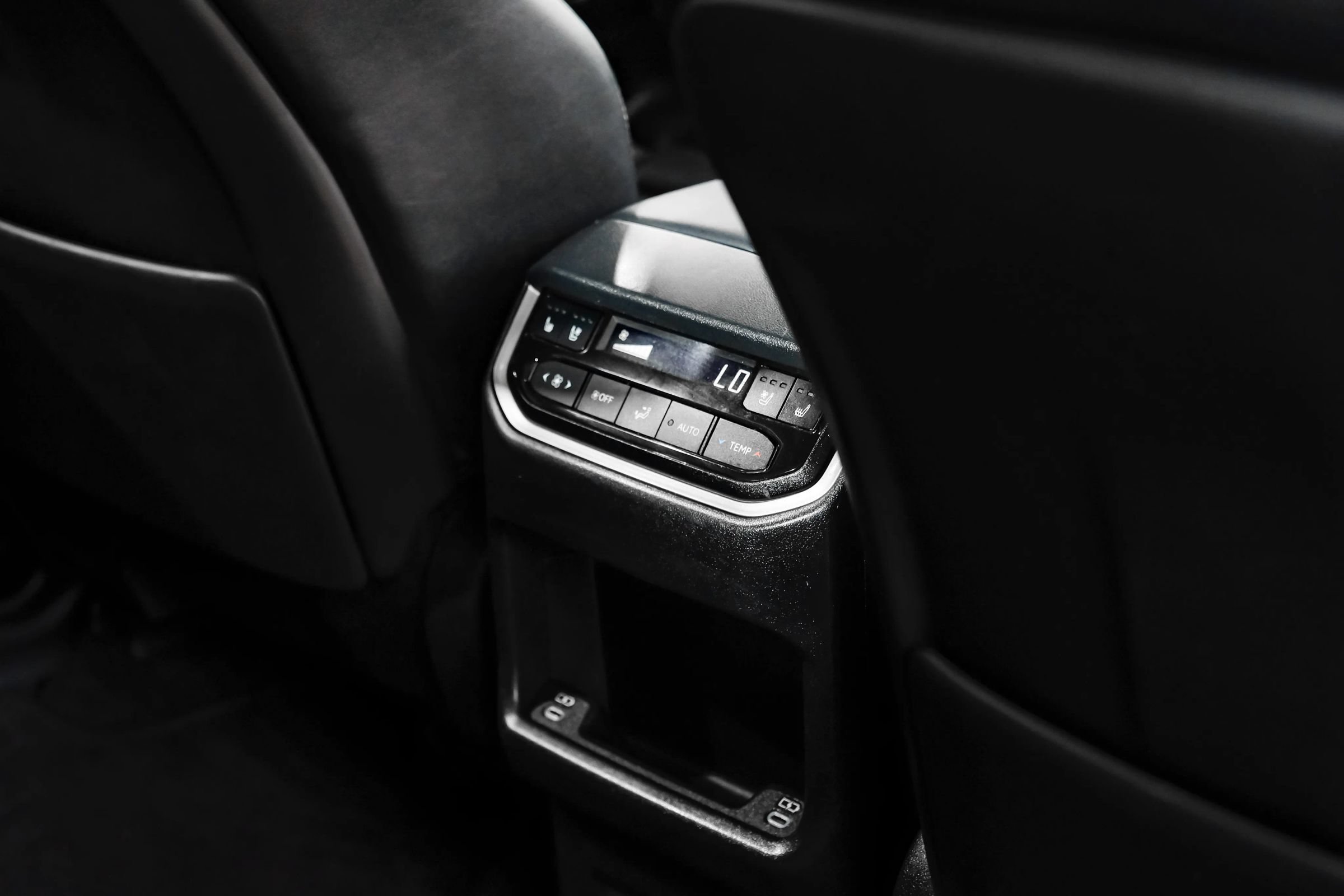 Used 2024 Lexus TX 550h AWD Plug-In Hybrid w/ Technology Package image 50