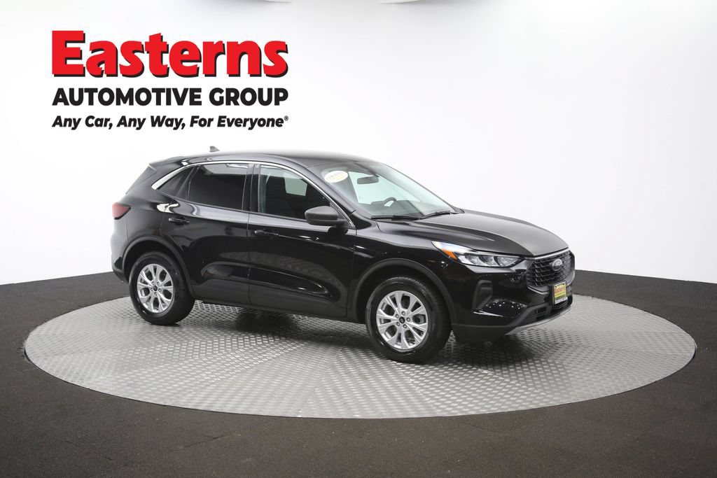 Used 2023 Ford Escape Active AWD/4WD image 47
