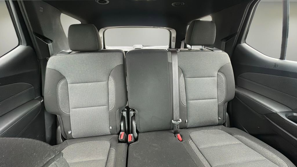 Used 2022 Chevrolet Traverse LT image 15