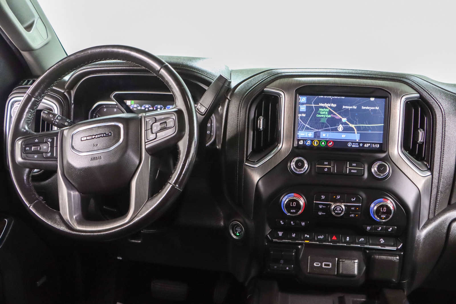 Used 2021 GMC Sierra 2500 Denali w/ Technology Package AWD/4WD image 18