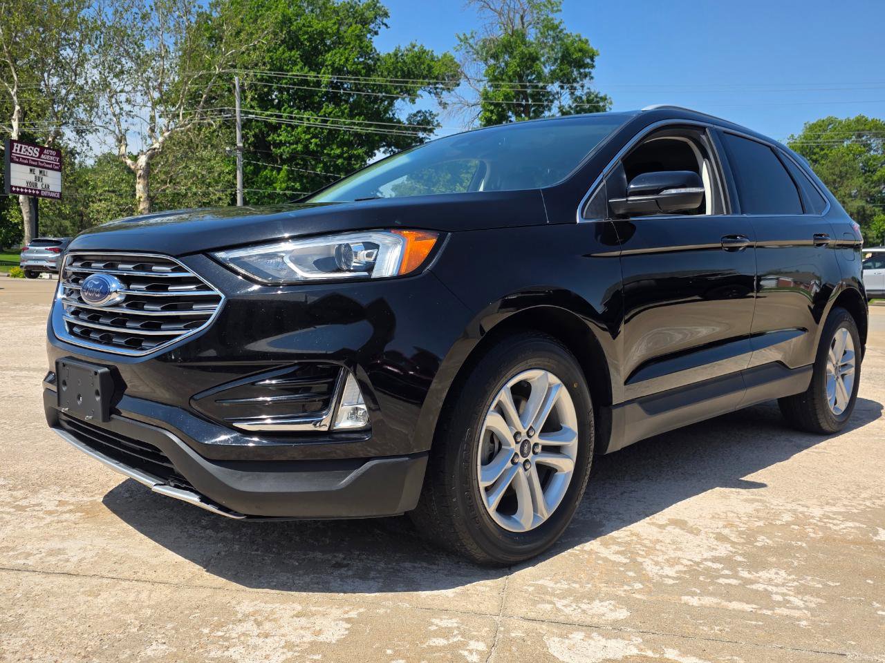 Used 2020 Ford Edge SEL FWD image 2