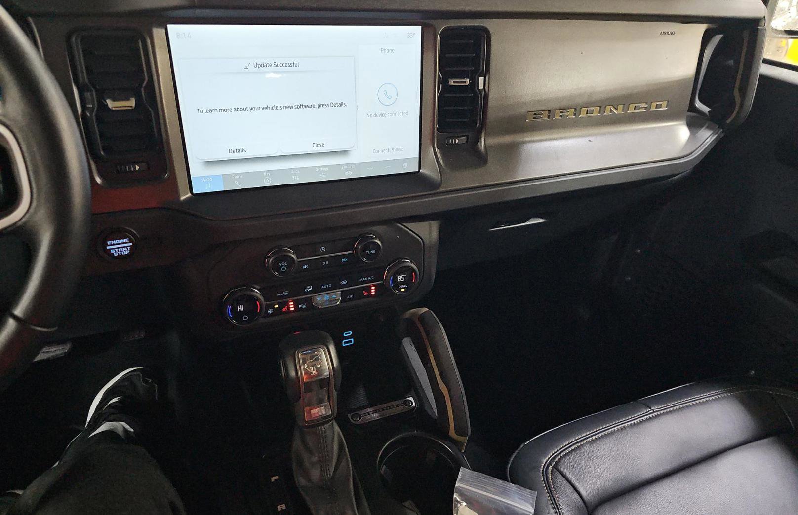 Used 2025 Ford Bronco Badlands image 15