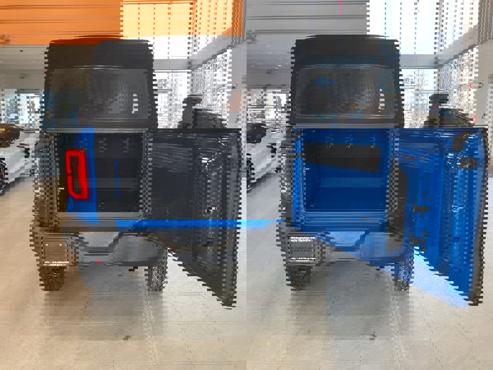 Used 2023 Ford Bronco Outer Banks image 29