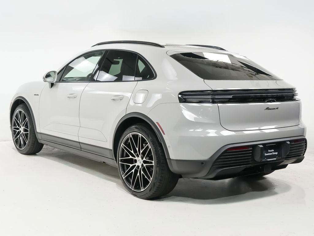 New 2026 Porsche Macan 4 Electric AWD/4WD image 3