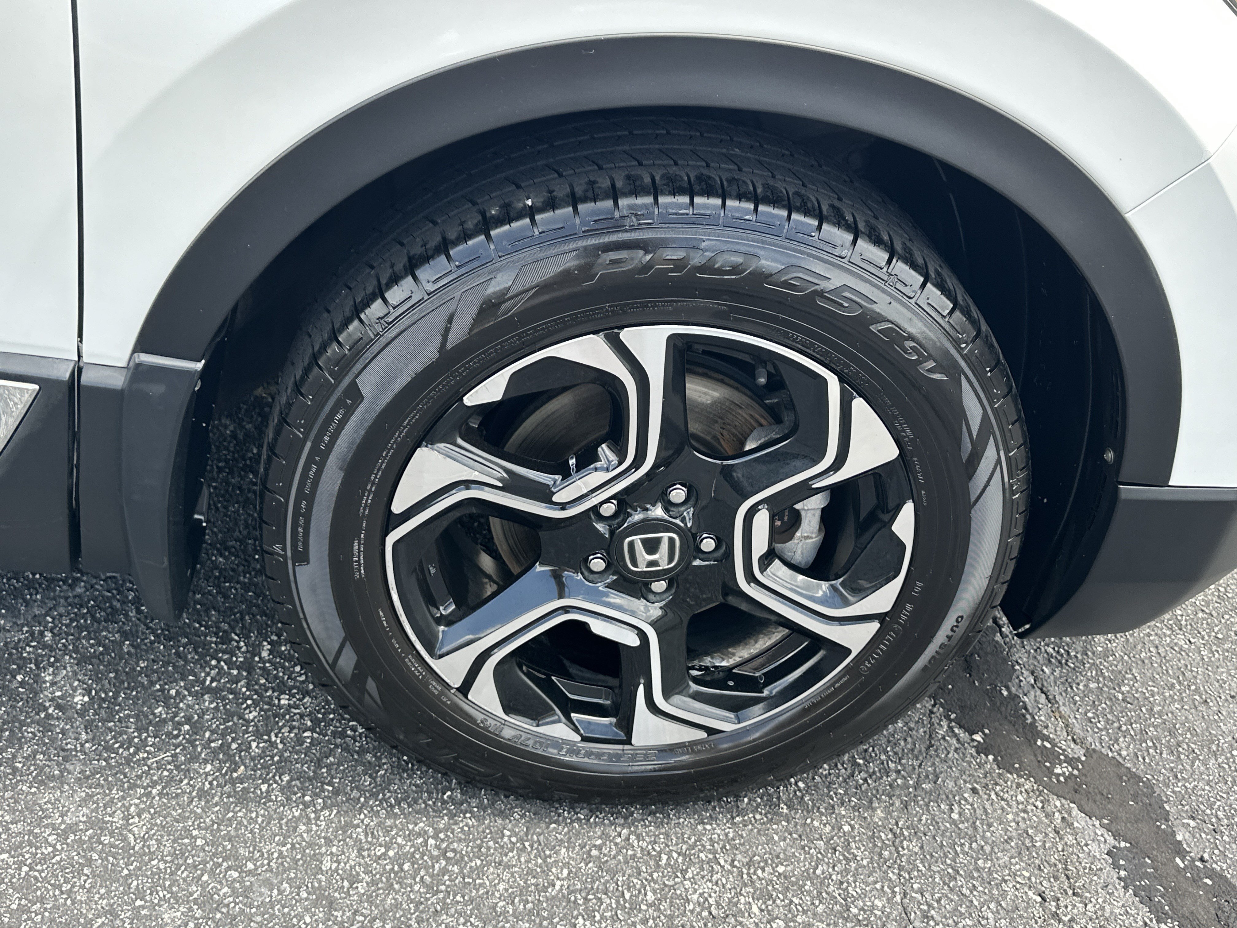 Used 2019 Honda CR-V Touring image 14