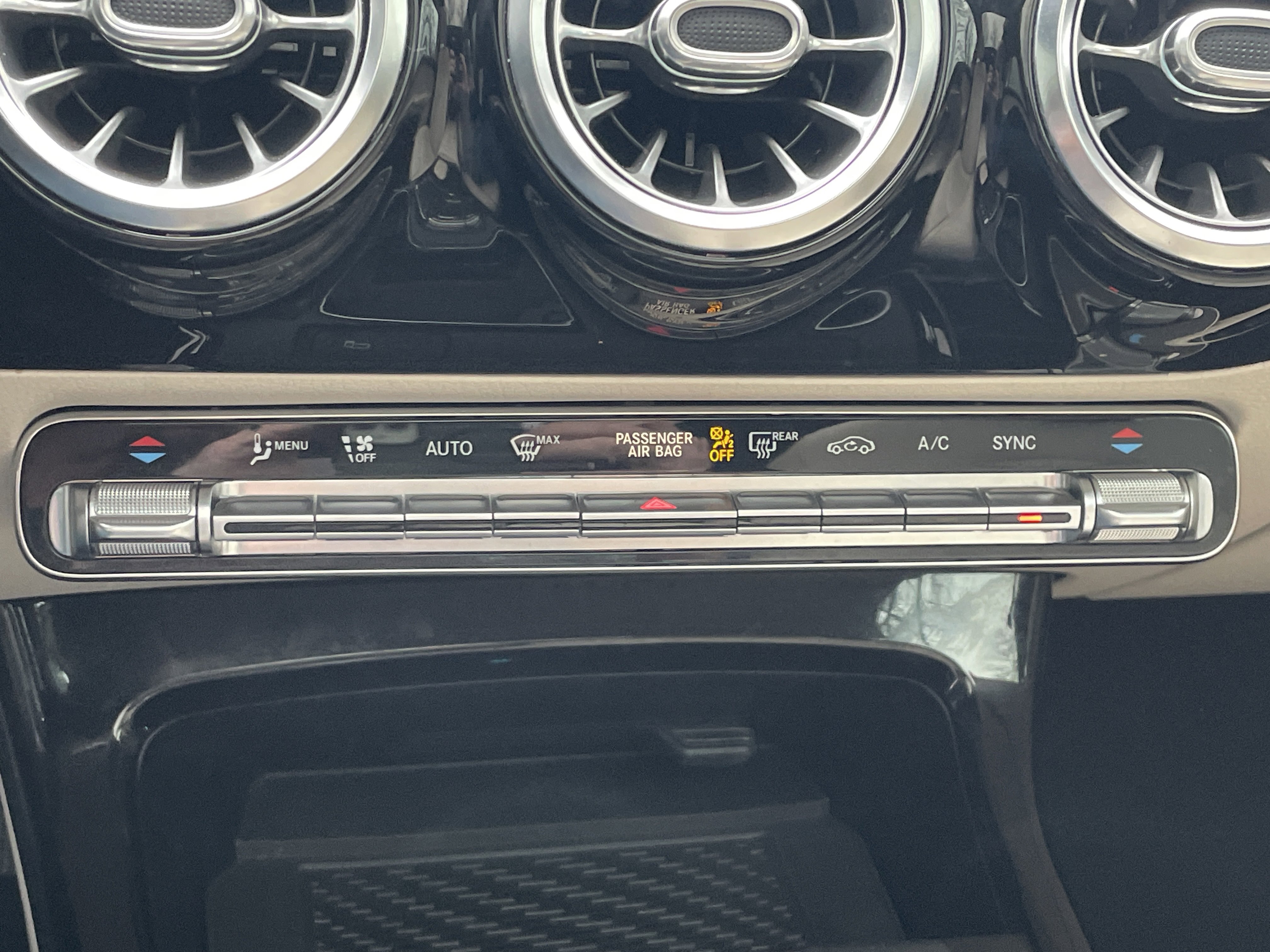 Used 2021 Mercedes-Benz A 220 image 31