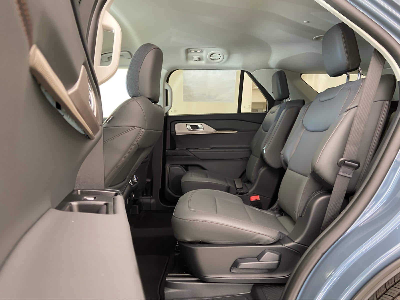 New 2026 Ford Explorer Active w/ Active Comfort Package image 14