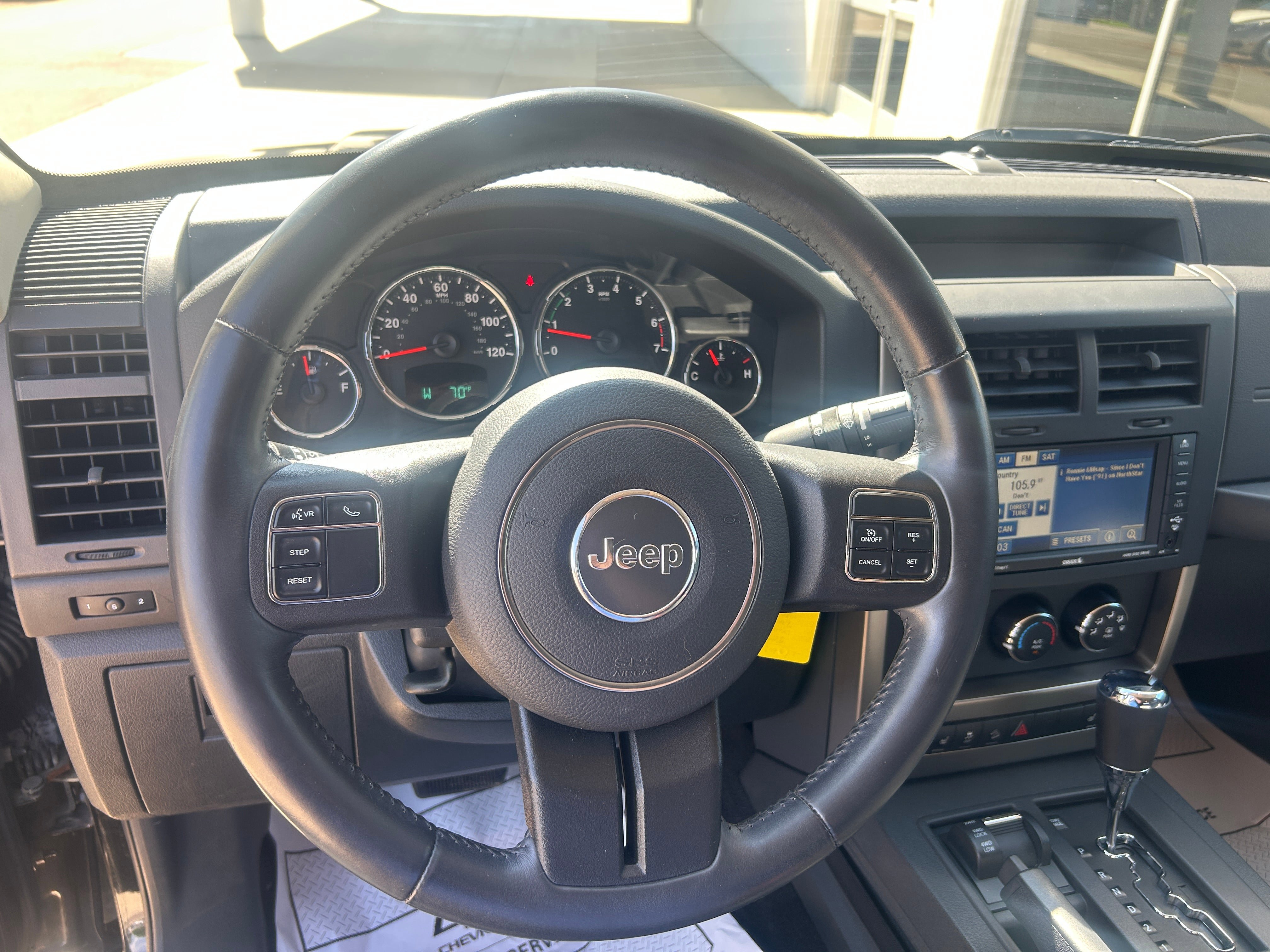 Used 2012 Jeep Liberty Sport AWD/4WD image 19