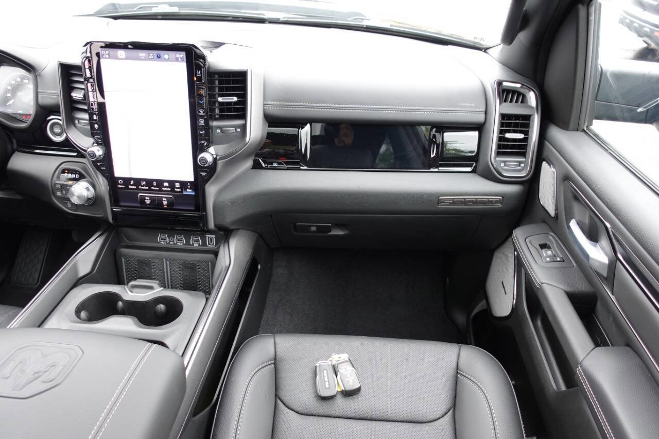 Used 2025 RAM 1500 Sport w/ Sport Level 1 Equipment Group AWD/4WD image 47