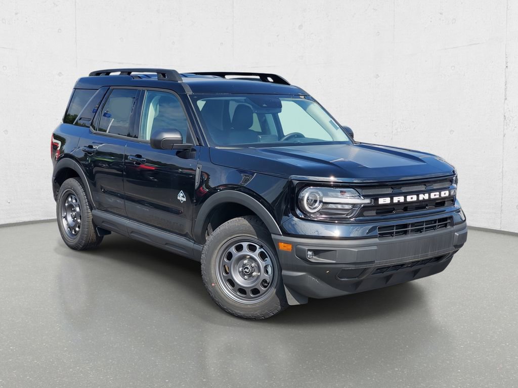 New 2024 Ford Bronco Sport Outer Banks AWD/4WD image 2