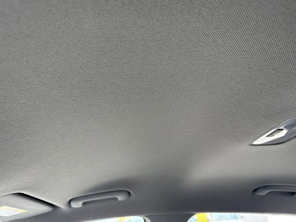 Used 2024 Hyundai Elantra SEL image 21