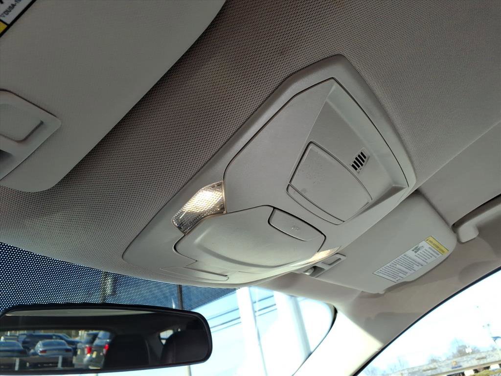 Used 2018 Ford Escape SEL image 20