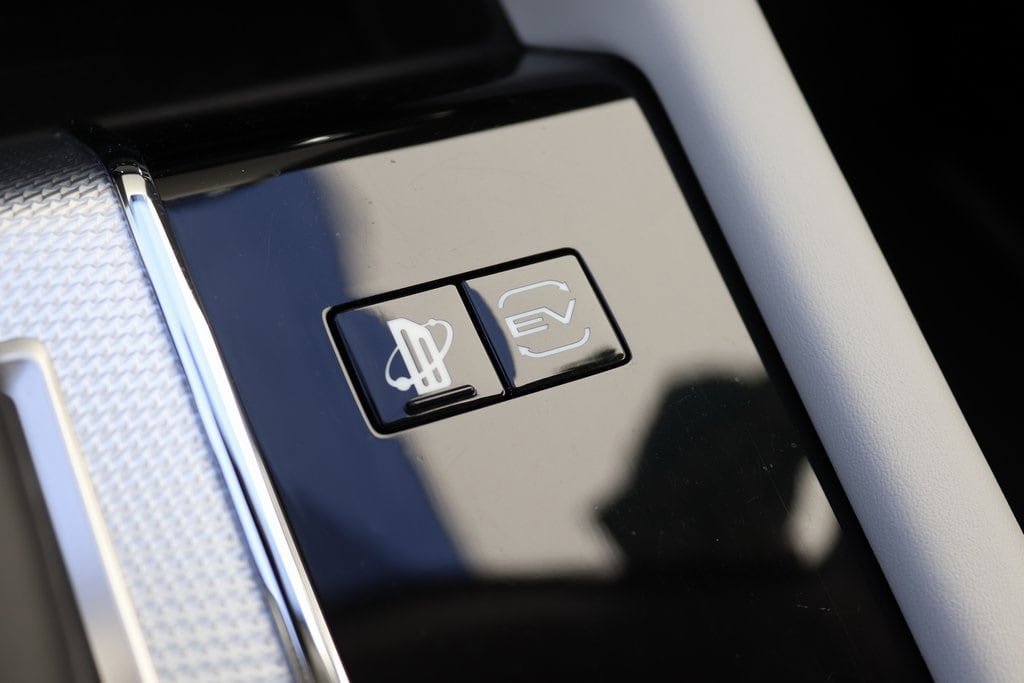Used 2023 Mitsubishi Outlander SEL AWD/4WD image 23
