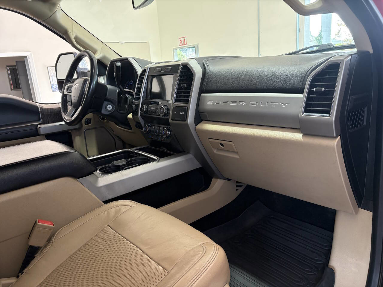 Used 2019 Ford F250 Lariat w/ Chrome Package AWD/4WD image 39