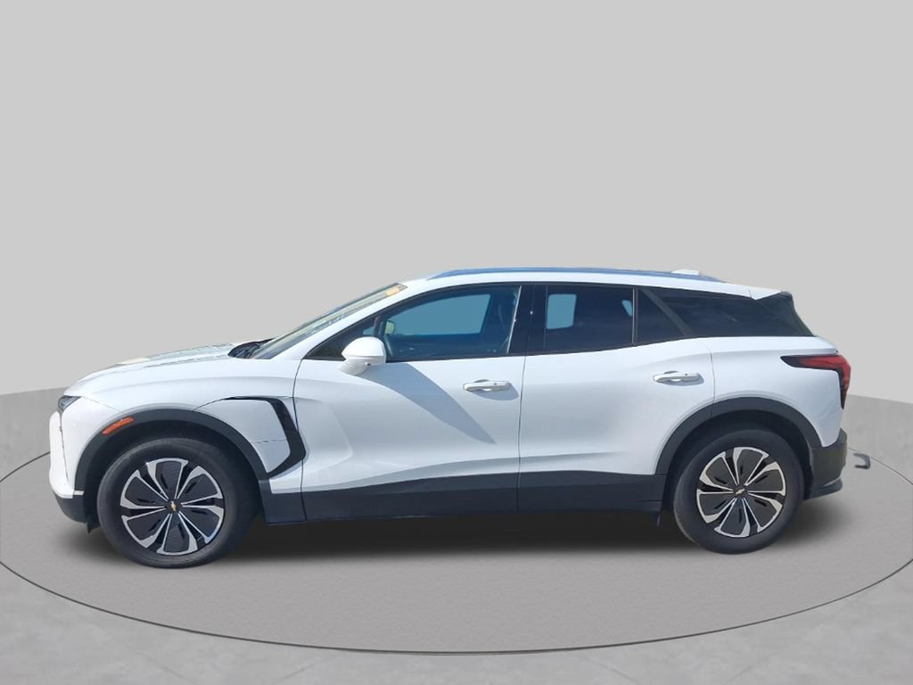 Used 2024 Chevrolet Blazer EV LT AWD/4WD image 11