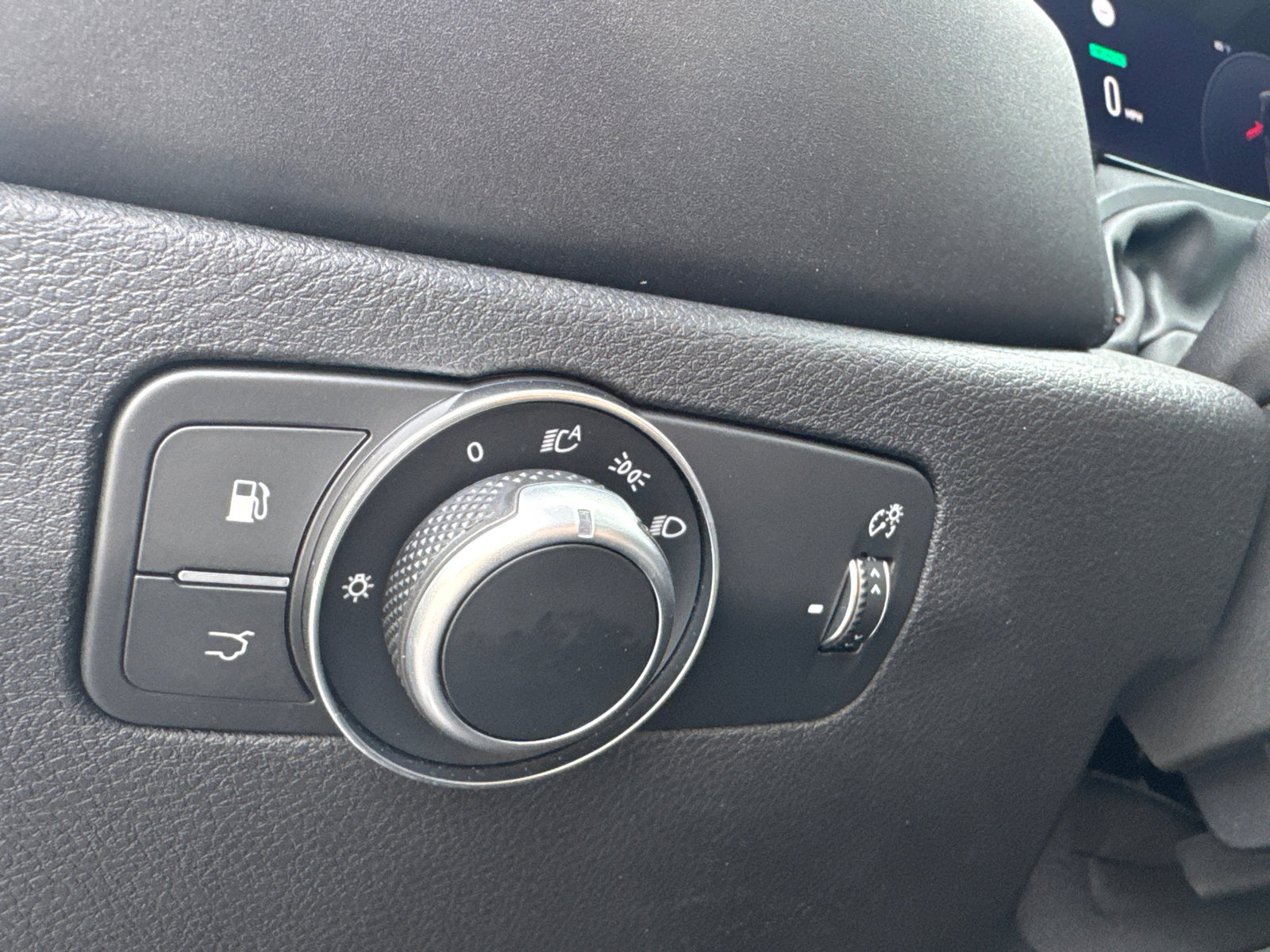 Used 2024 Alfa Romeo Tonale Veloce image 37