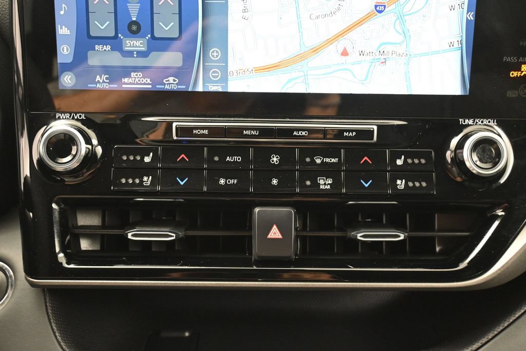 Used 2022 Toyota Highlander Limited AWD/4WD image 24